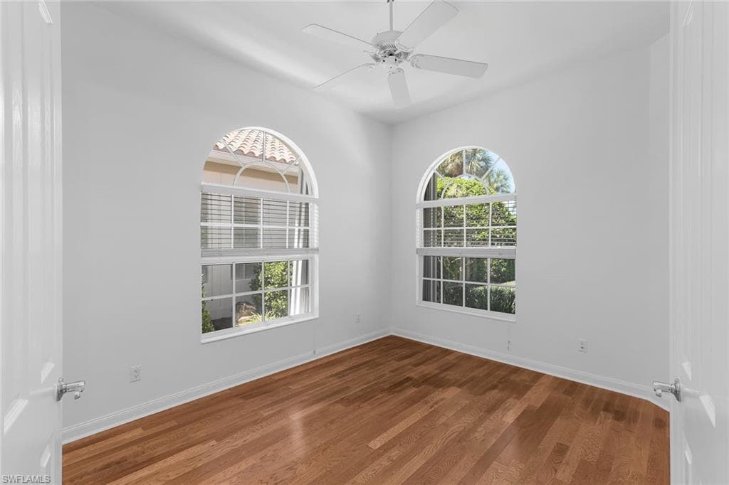 3850 Huelva Ct, Naples, FL 34109-21