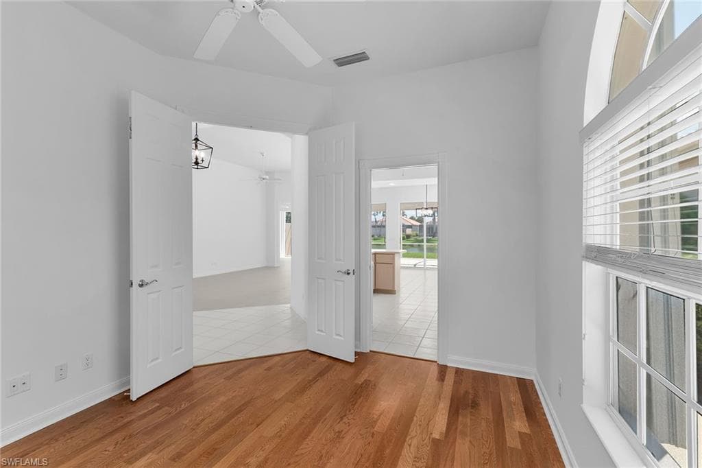 3850 Huelva Ct, Naples, FL 34109-22