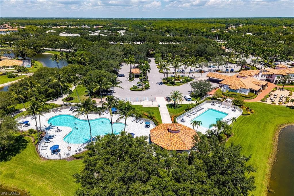 3850 Huelva Ct, Naples, FL 34109-40