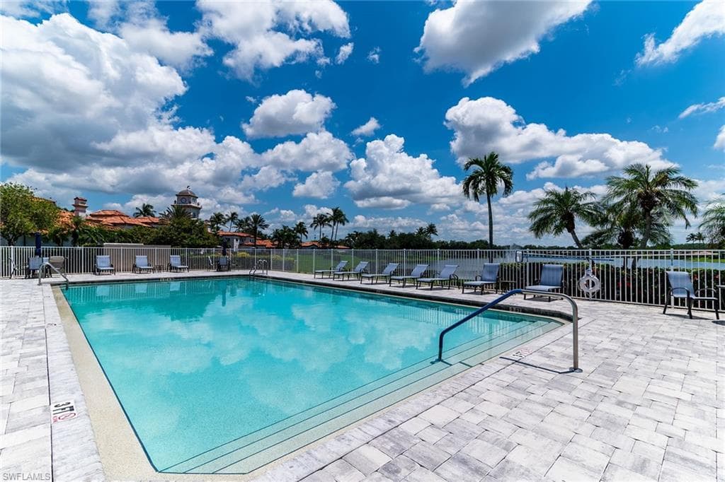 3850 Huelva Ct, Naples, FL 34109-41