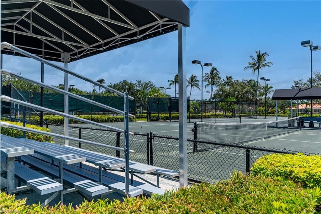 3850 Huelva Ct, Naples, FL 34109-51