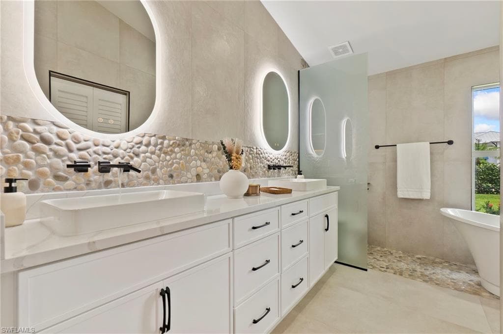 1200 Cypress Woods Dr, Naples, FL 34103-12