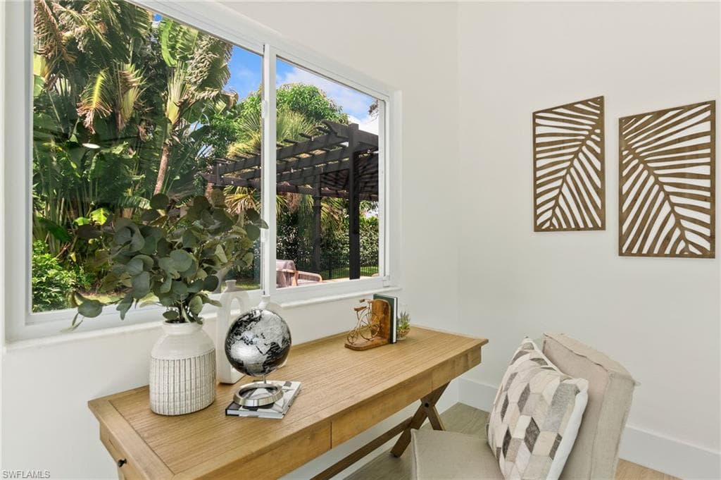 1200 Cypress Woods Dr, Naples, FL 34103-16