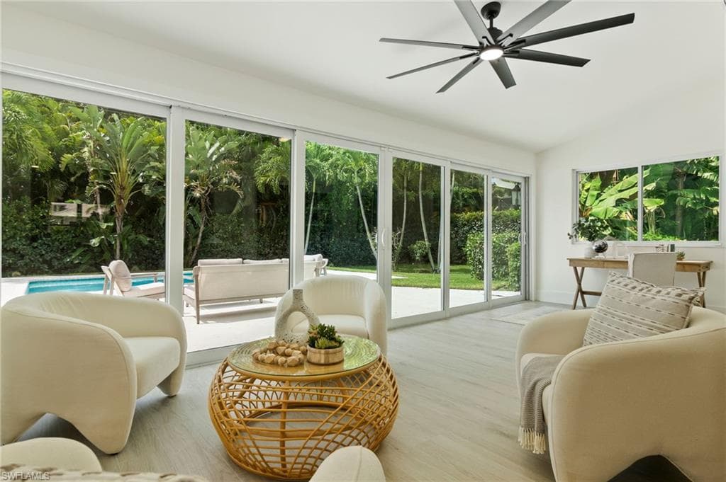 1200 Cypress Woods Dr, Naples, FL 34103-23