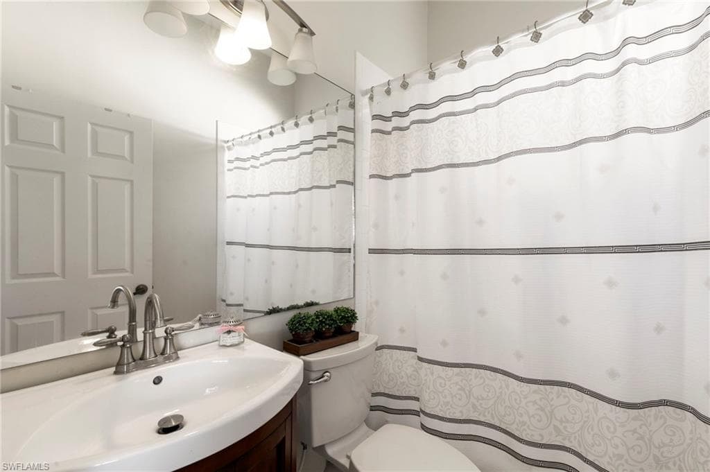 860 Grand Rapids Blvd, Naples, FL 34120-22