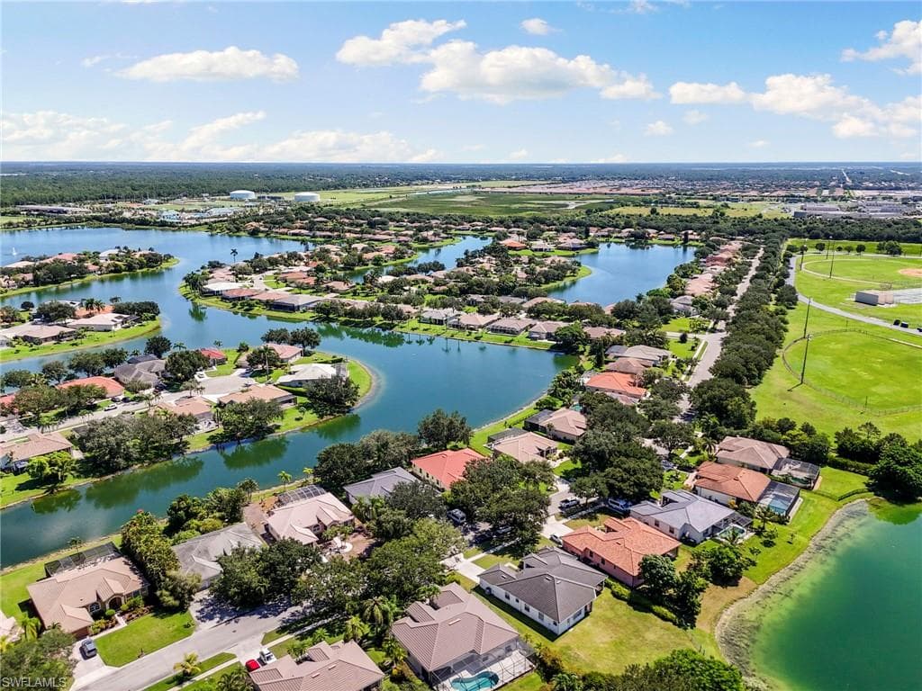 860 Grand Rapids Blvd, Naples, FL 34120-42