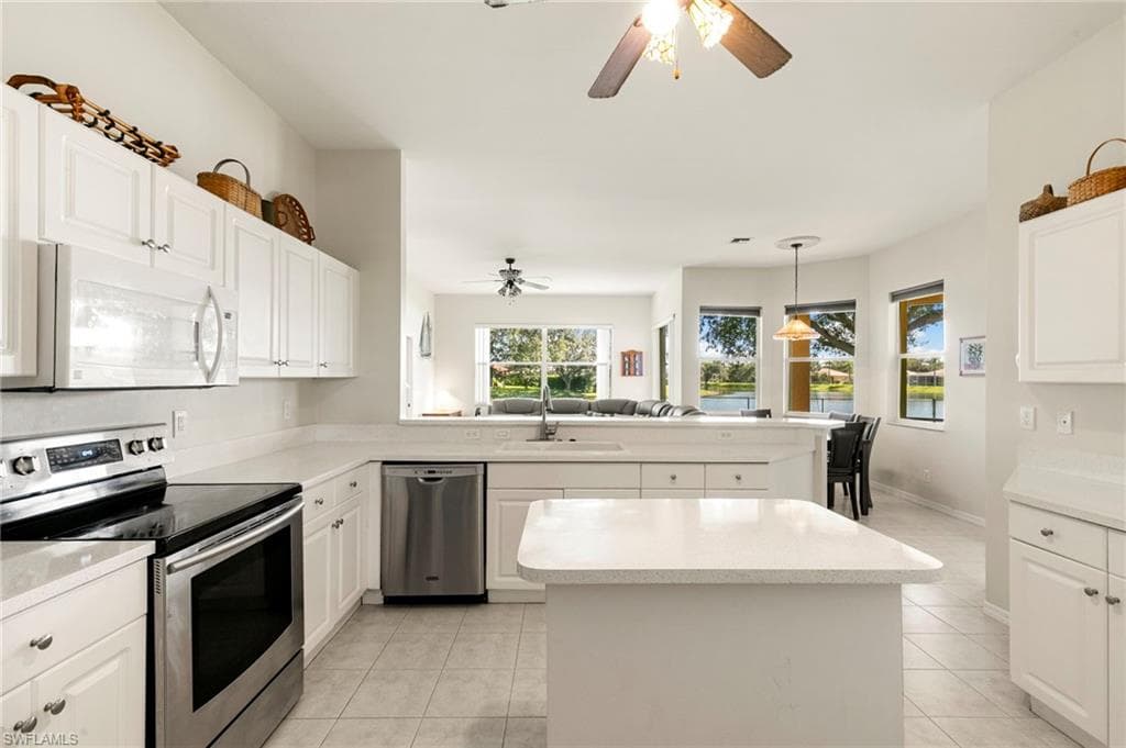 860 Grand Rapids Blvd, Naples, FL 34120-6