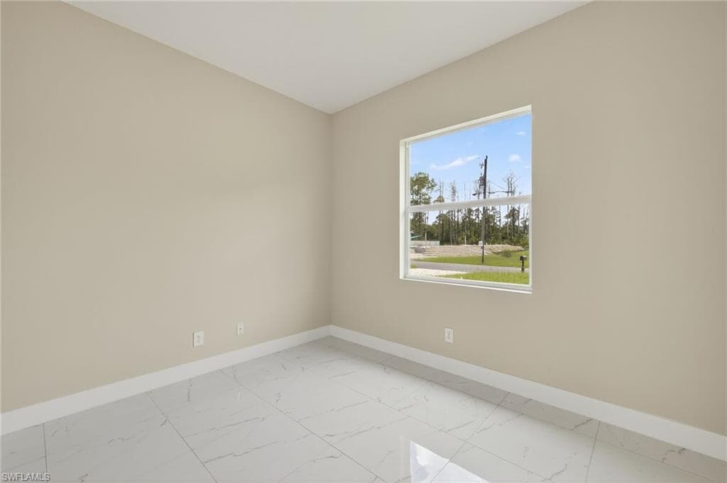 3506 67th St W, Lehigh Acres, FL 33971-15