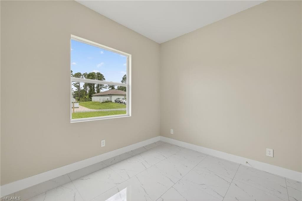 3506 67th St W, Lehigh Acres, FL 33971-16