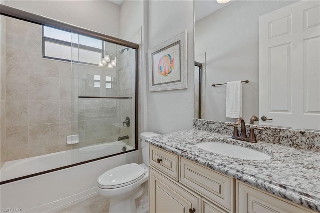 2846 Aviamar Cir, Naples, FL 34114-17