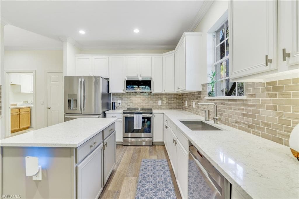 4956 Shaker Heights Ct 101, Naples, FL 34112-6