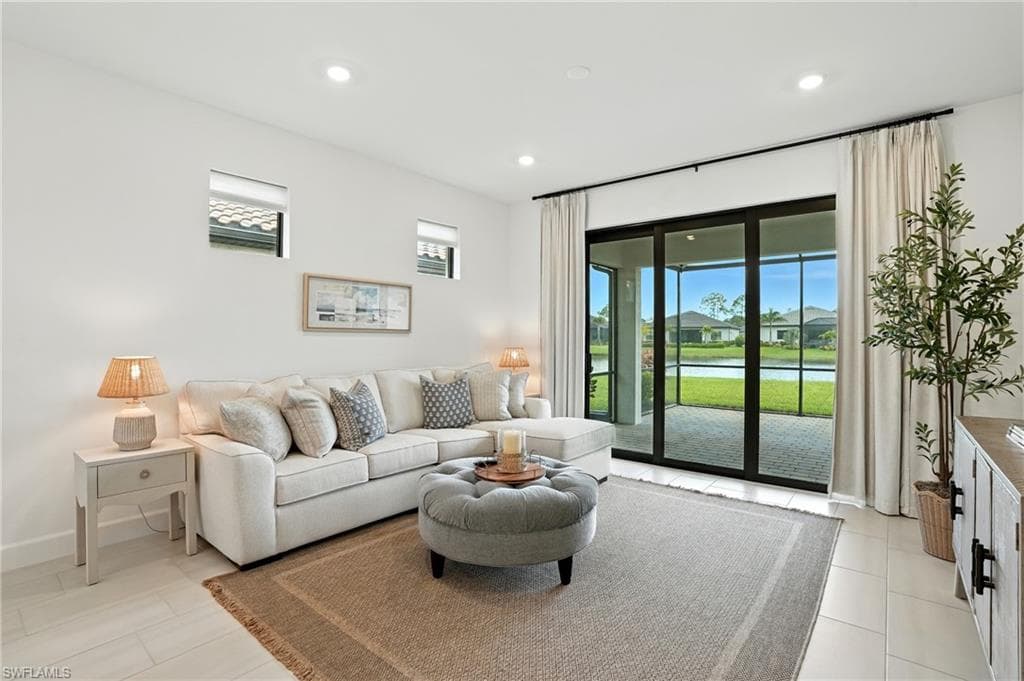 1863 Mesa Ln, Naples, FL 34120-9