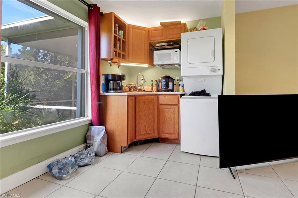 4720 22nd Ave SE, Naples, FL 34117-6