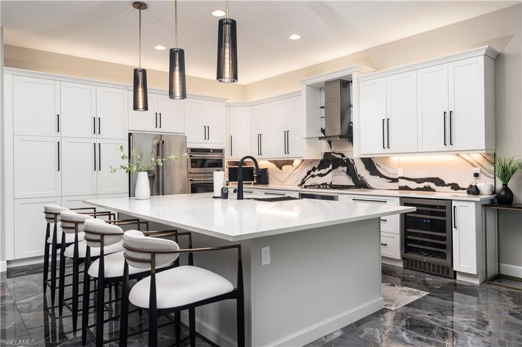 11628 Periwinkle Dr, Naples, FL 34120-4