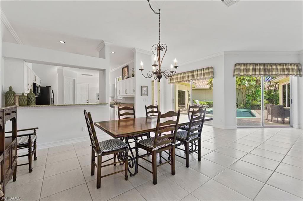 104 Via Napoli, Naples, FL 34105-14