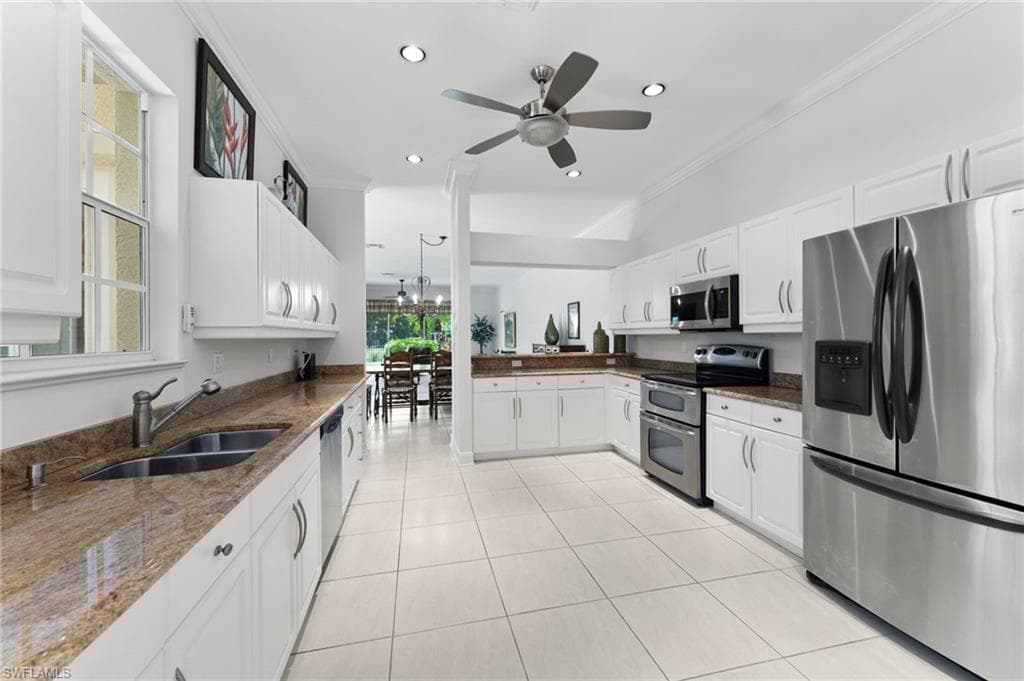 104 Via Napoli, Naples, FL 34105-15