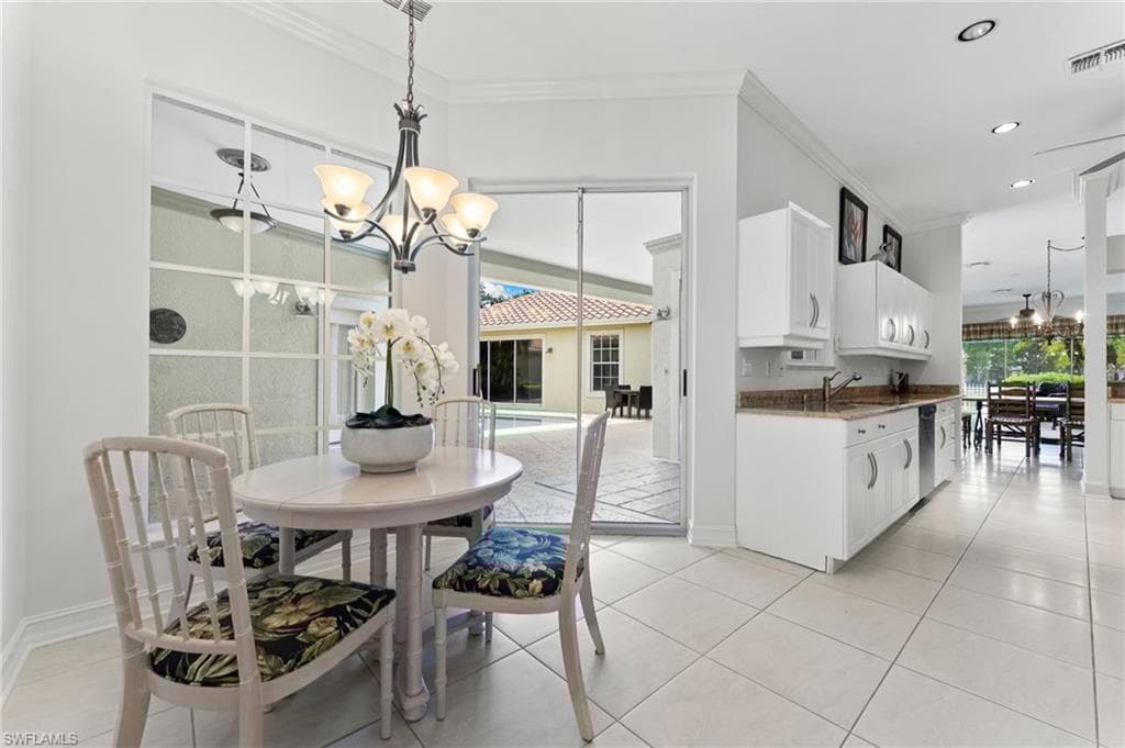 104 Via Napoli, Naples, FL 34105-19