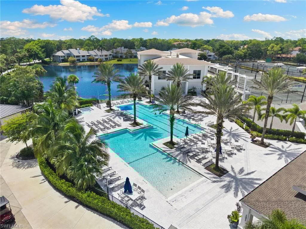 104 Via Napoli, Naples, FL 34105-33