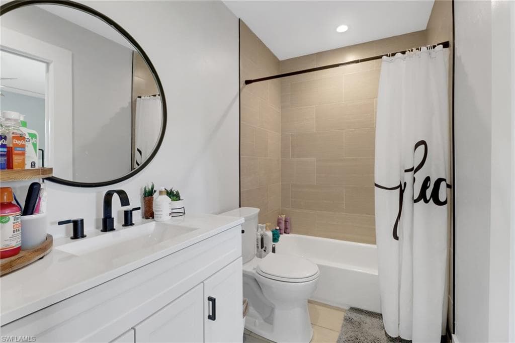 3360 2nd Ave SE, Naples, FL 34117-24