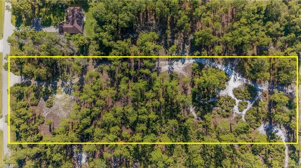 2344 52nd Ave NE, Naples, FL 34120-2