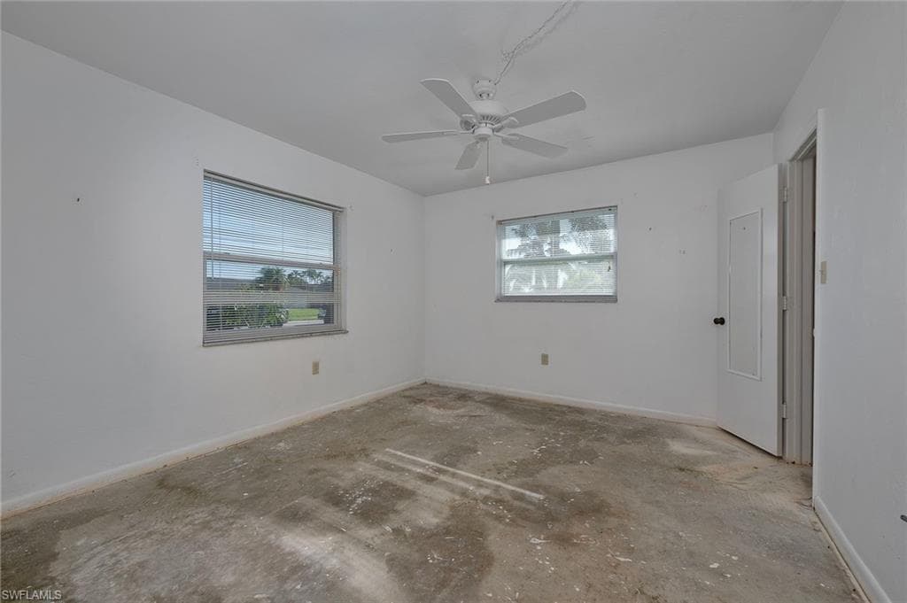 5160 31st Ave SW, Naples, FL 34116-11