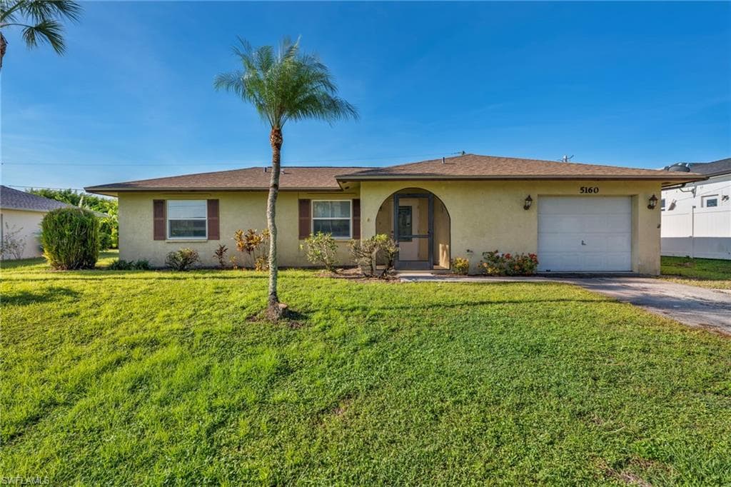 5160 31st Ave SW, Naples, FL 34116-2