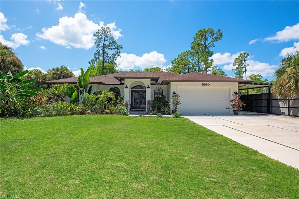 5960 Bur Oaks Ln, Naples, FL 34119-2
