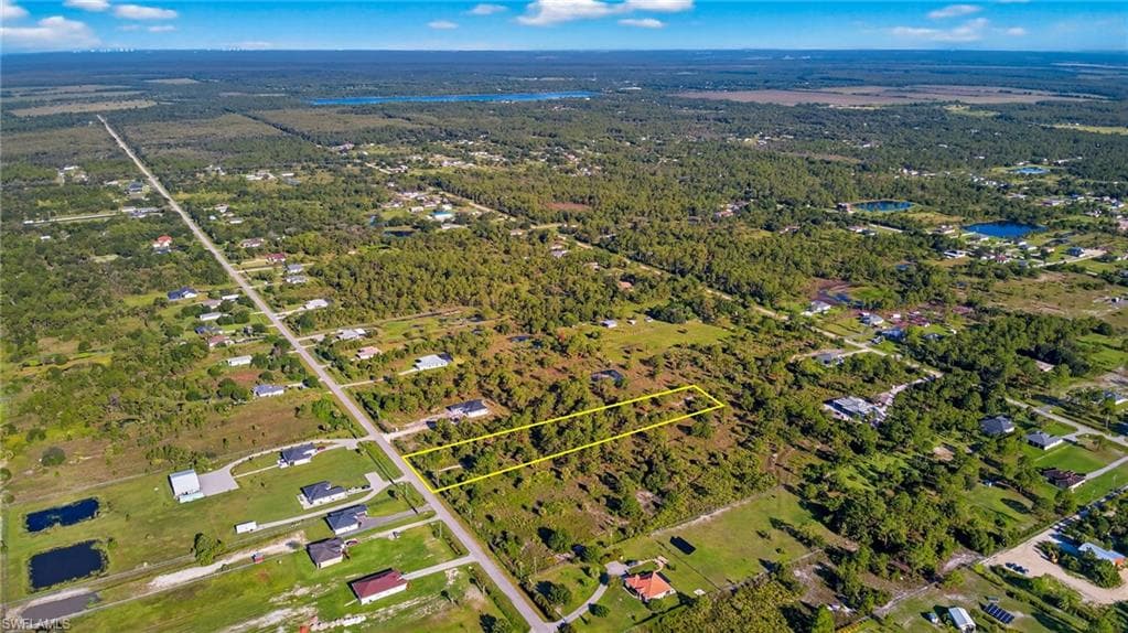 3745 62nd Ave NE, Naples, FL 34120-3