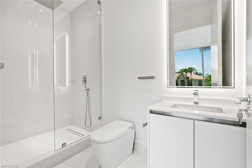 1135 Bluebird Ave, Marco Island, FL 34145-42