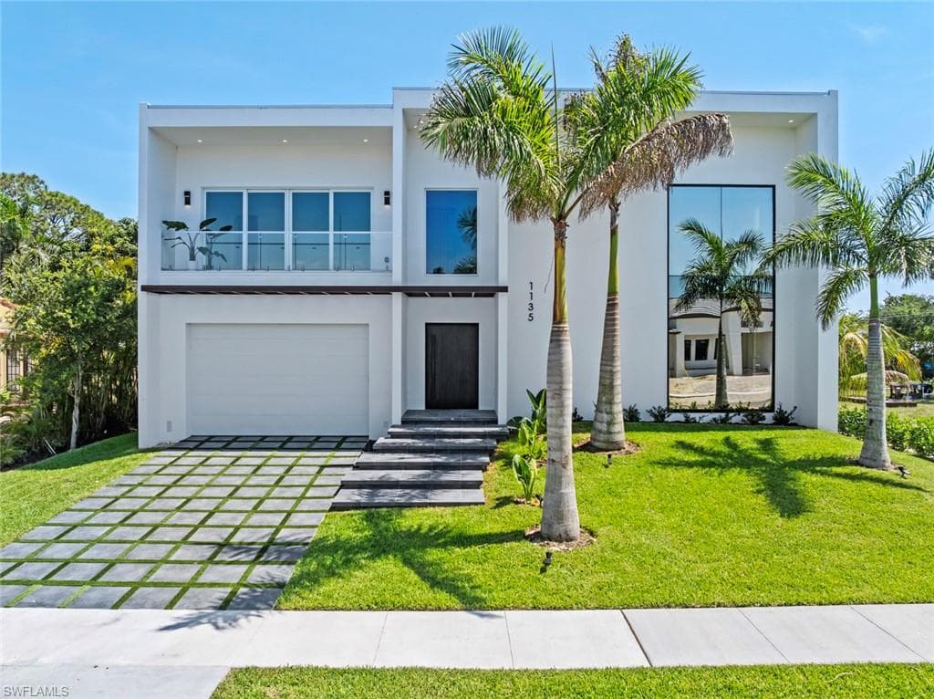 1135 Bluebird Ave, Marco Island, FL 34145-49