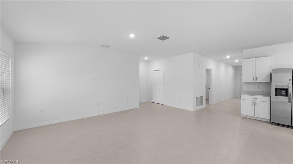 2116 39th Ter, Cape Coral, FL 33909-19