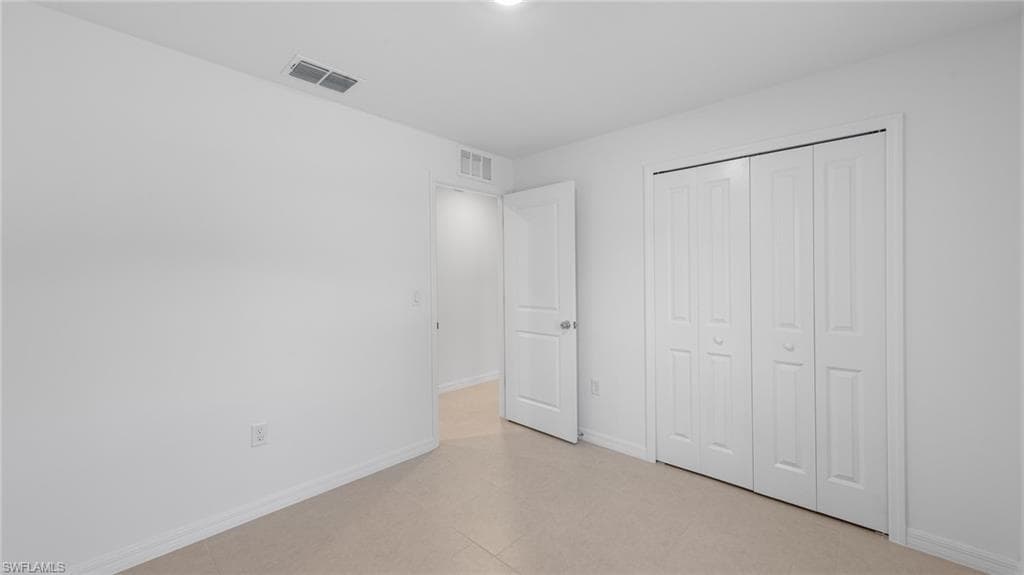 3346 13th Pl, Cape Coral, FL 33909-9
