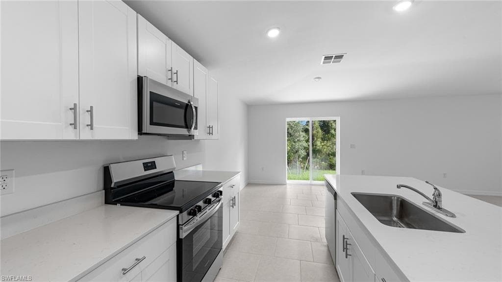 3346 13th Pl, Cape Coral, FL 33909-16