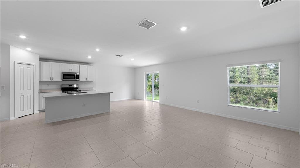 3346 13th Pl, Cape Coral, FL 33909-21