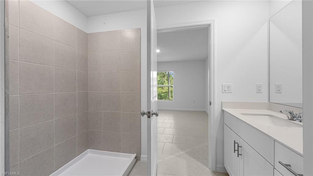 3346 13th Pl, Cape Coral, FL 33909-26