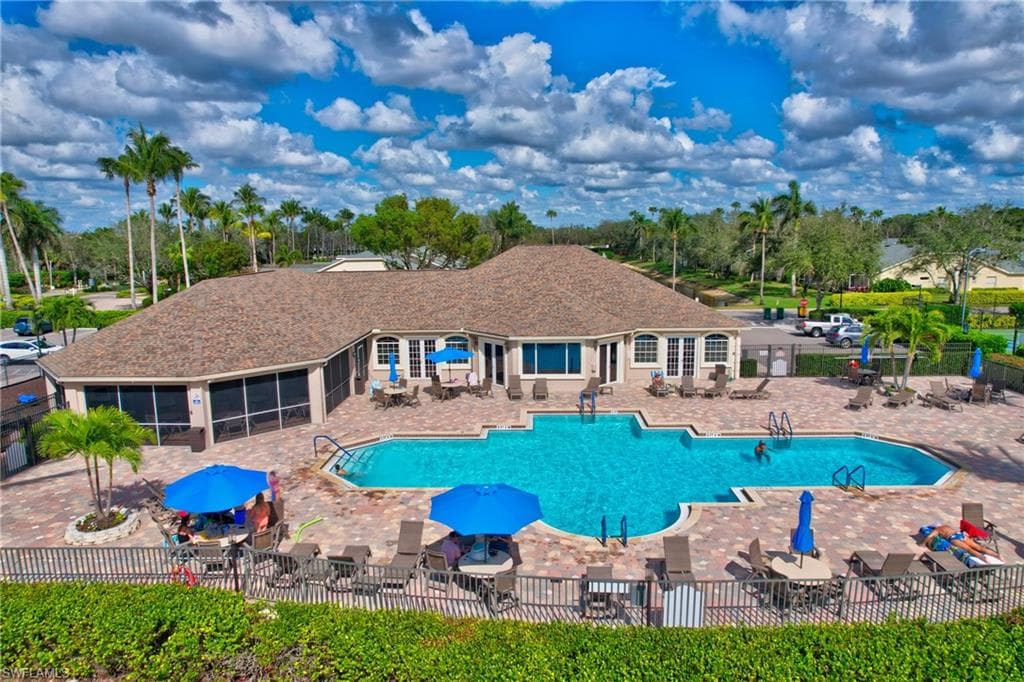 8244 Ibis Cove Cir, Naples, FL 34119-10