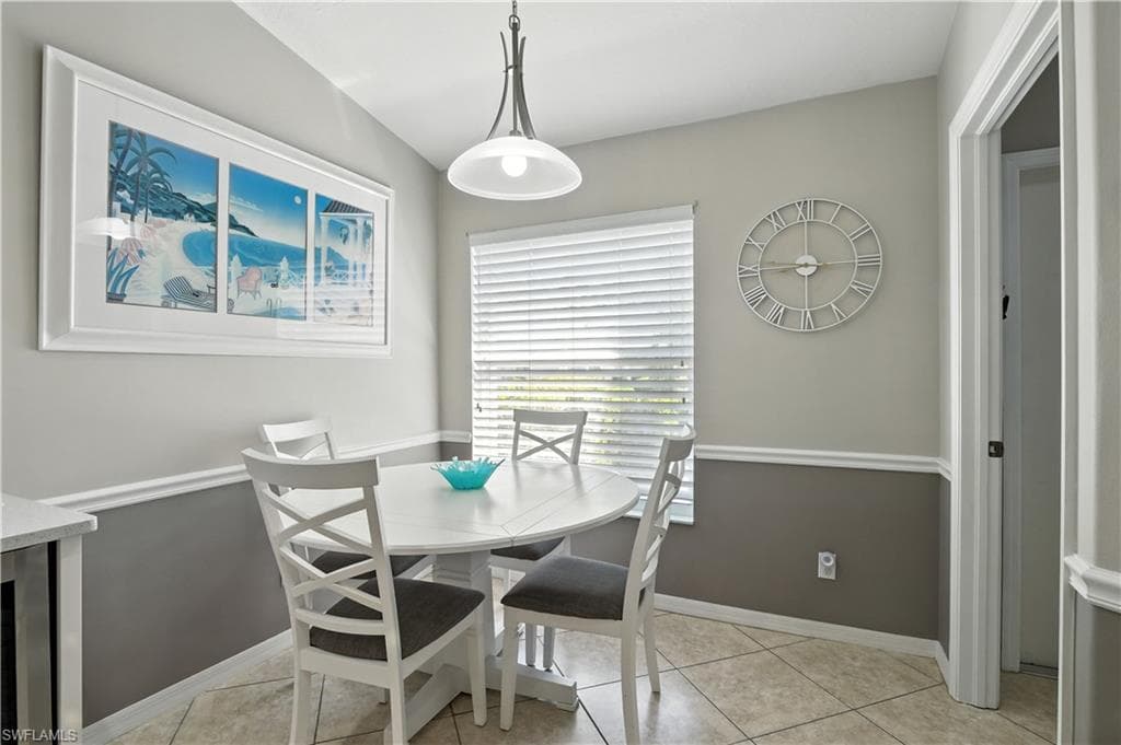 8244 Ibis Cove Cir, Naples, FL 34119-15