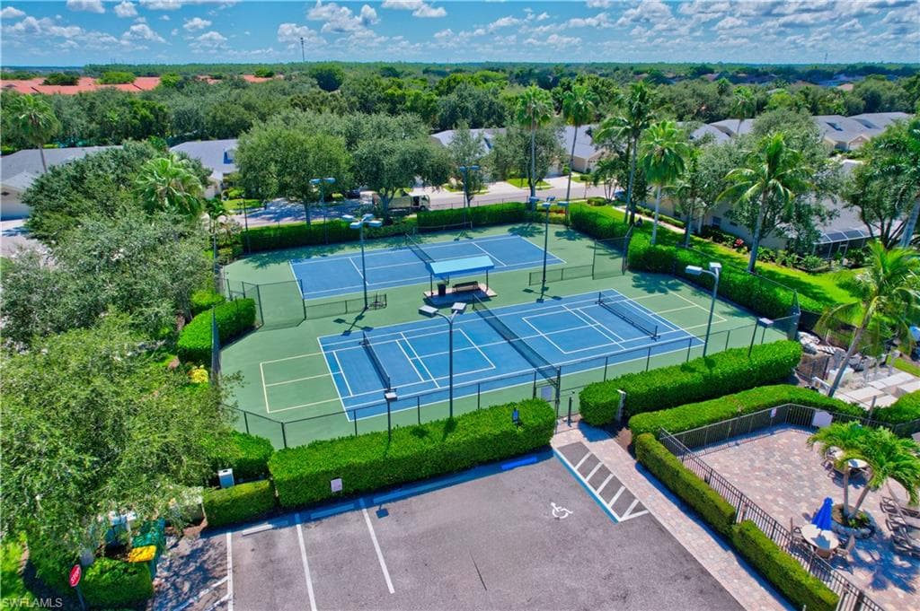 8244 Ibis Cove Cir, Naples, FL 34119-27