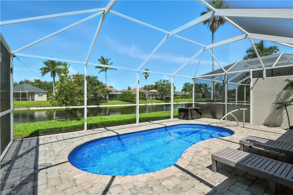 8244 Ibis Cove Cir, Naples, FL 34119-38