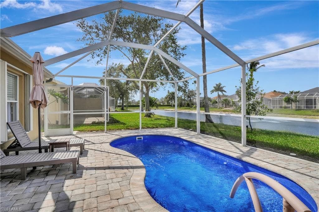 8244 Ibis Cove Cir, Naples, FL 34119-3