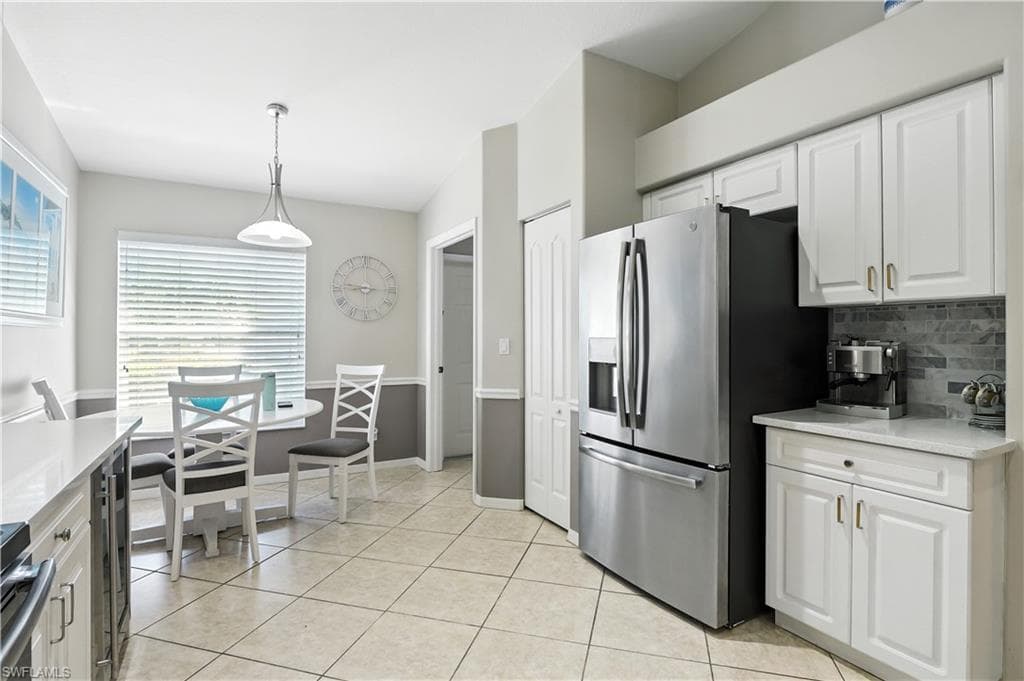 8244 Ibis Cove Cir, Naples, FL 34119-44