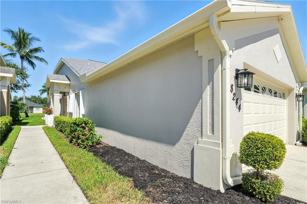8244 Ibis Cove Cir, Naples, FL 34119-47