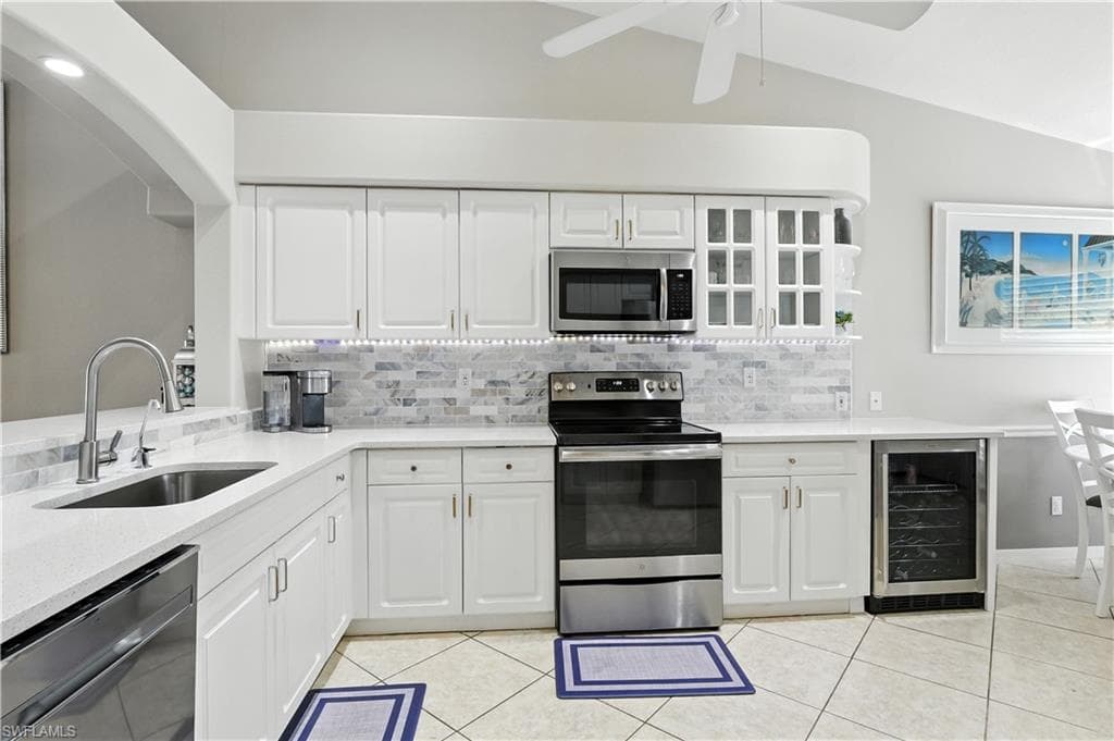 8244 Ibis Cove Cir, Naples, FL 34119-7