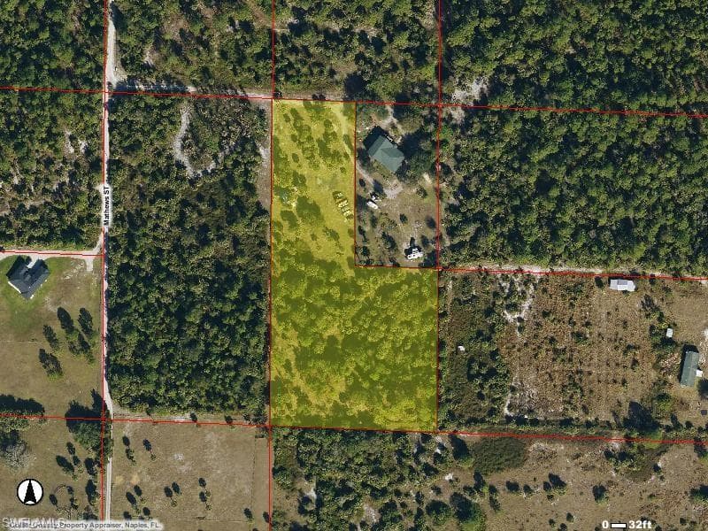 1265 Mathews St, Naples, FL 34117-1