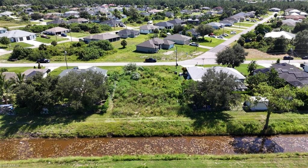 1031 Cedartree Ave, Lehigh Acres, FL 33971-4