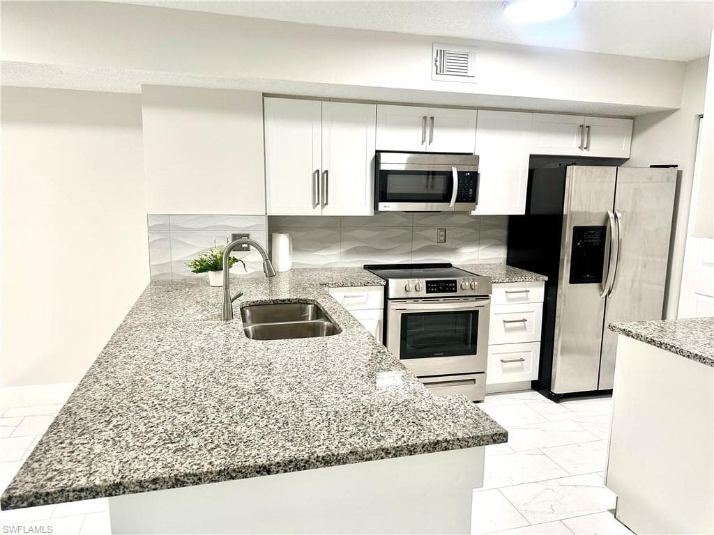 1875 Florida Club Dr 7112, Naples, FL 34112-25
