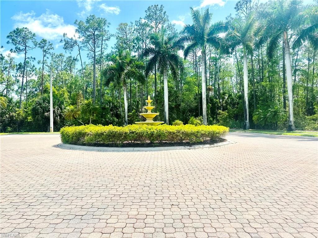 1875 Florida Club Dr 7112, Naples, FL 34112-6
