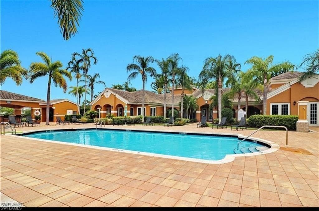 1875 Florida Club Dr 7112, Naples, FL 34112-8
