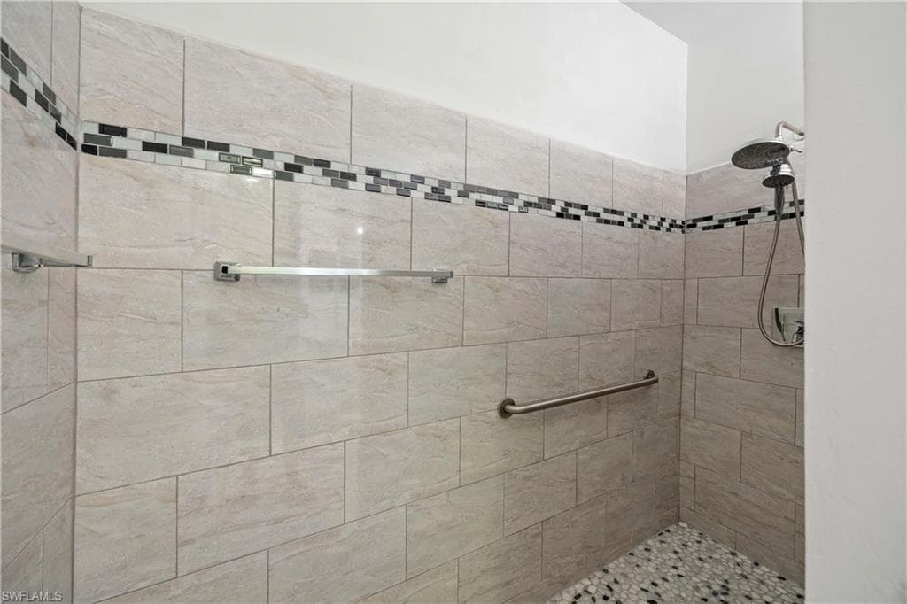 3745 Fieldstone Blvd 1102, Naples, FL 34109-21