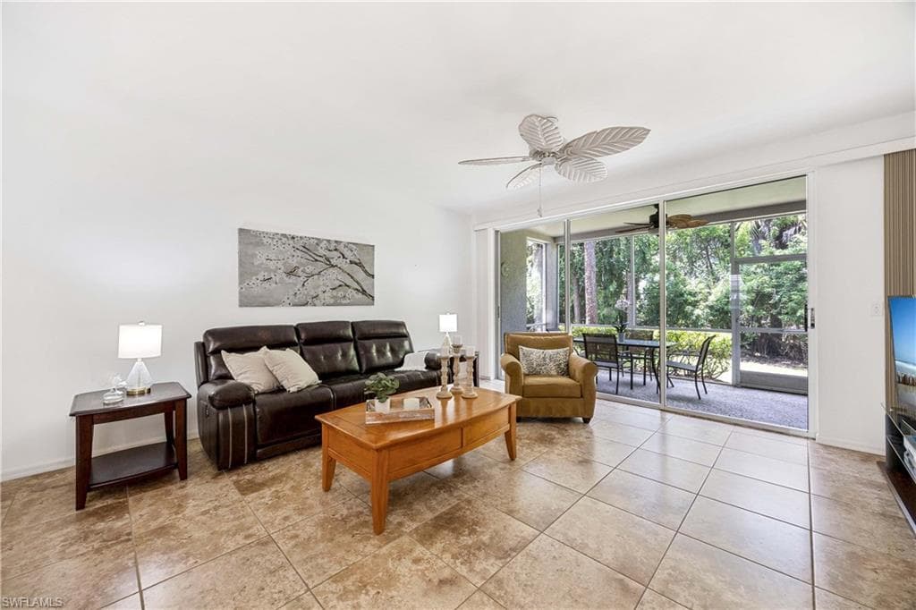 3745 Fieldstone Blvd 1102, Naples, FL 34109-6